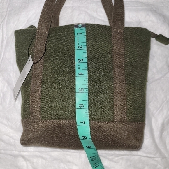 Jones New York StockBridge Tote Bag - Picture 6 of 10